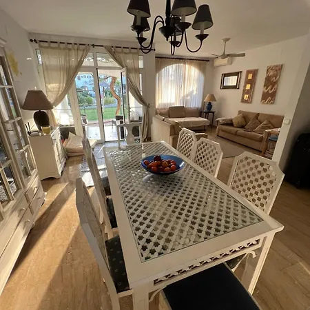 Traditional Town House With Large Pool Holiday home Estepona